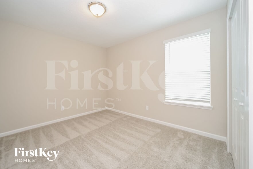 Building Photo - 75161 Chelsea Gdn Wy