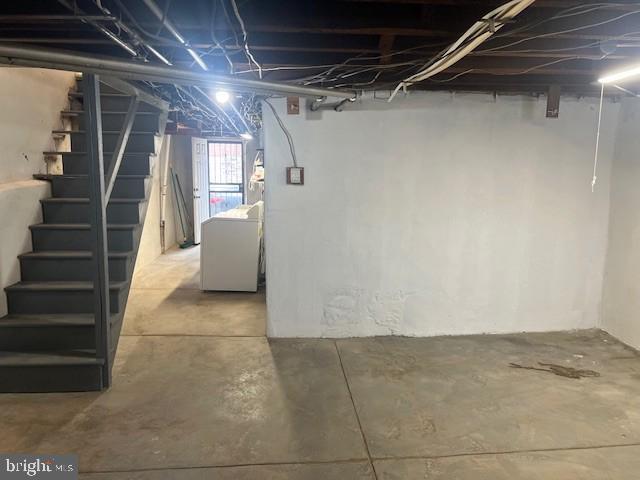 Building Photo - 5913 Frontenac St