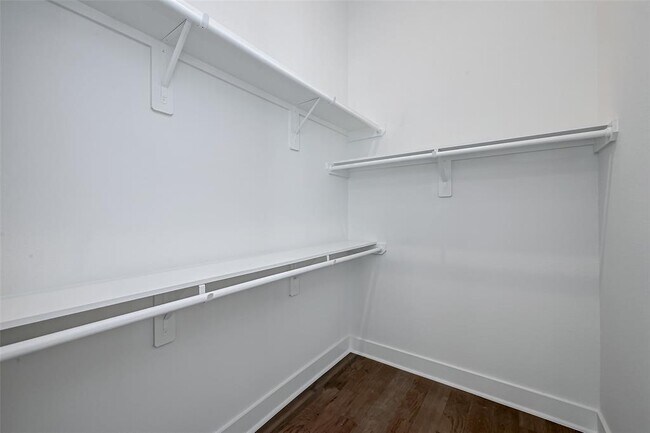 Building Photo - 6032 Beall St