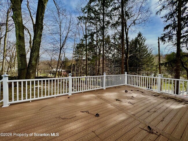 Building Photo - 400 Haven Ln