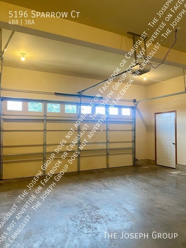 Building Photo - 5196 Sparrow Ct