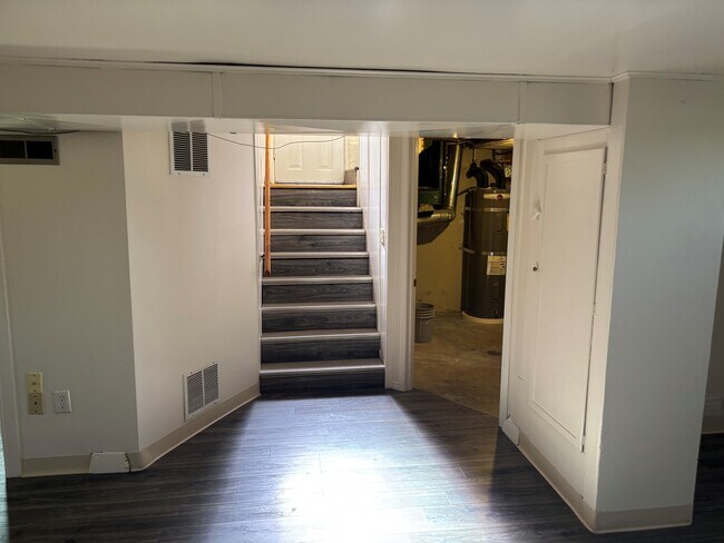 Downstairs - 1823 N Nelson St