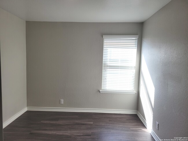 Building Photo - 15518 Gray Catbird