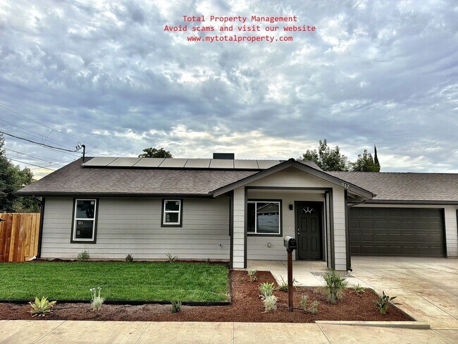 Building Photo - 515 W Ventura St