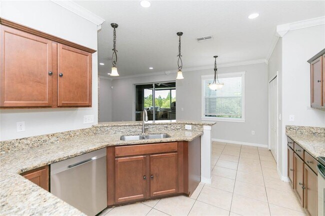 Building Photo - 515 Vista Ridge Dr