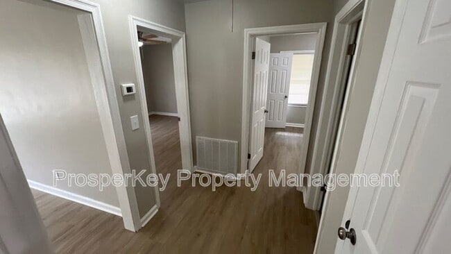 Building Photo - 4244 Murrelle St