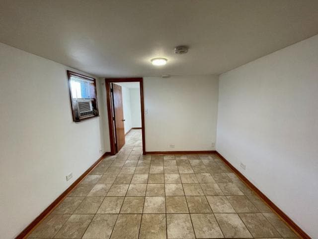 Building Photo - 1 bedroom in SCHILLER PARK IL 60176