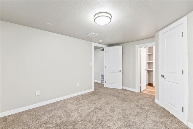 Building Photo - 1 Bedroom 1 Bathroom Basement Apartment on the Boise Bench