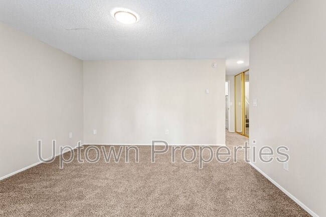 Building Photo - 252 Cervantes Cir