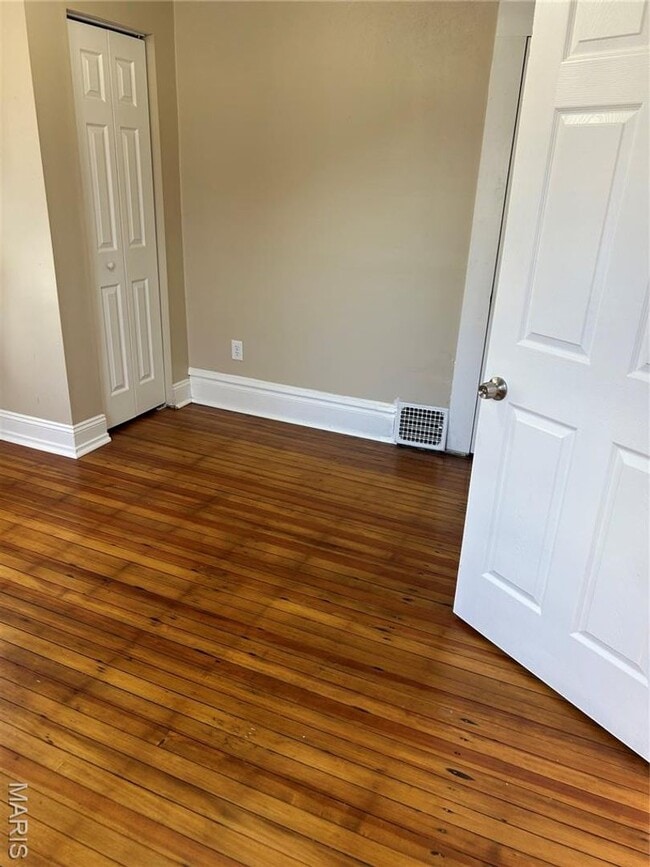 Building Photo - 2530 Oakland Ave