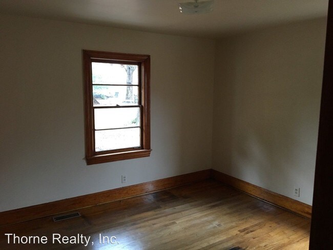 Building Photo - 3 br, 1 bath House - 828 Williford Street
