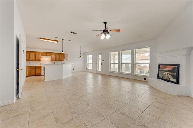 Building Photo - 7019 Thunderbird Dr