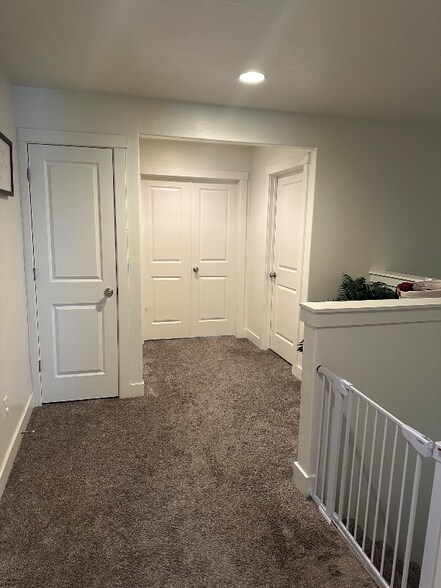 Building Photo - 5899 Challenger Way
