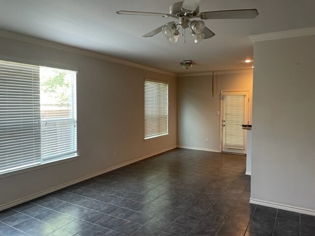 Building Photo - 7128 Tourant Rd