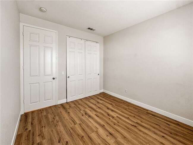 Building Photo - 20546 Earl St