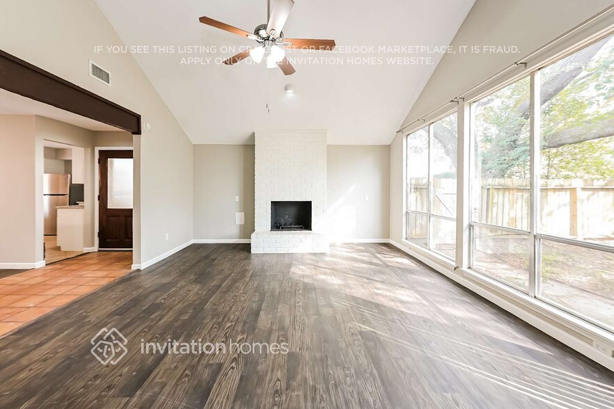 Building Photo - 4607 Sylvan Glen Dr