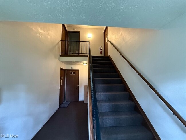 Building Photo - 8422 Colwyn Ct