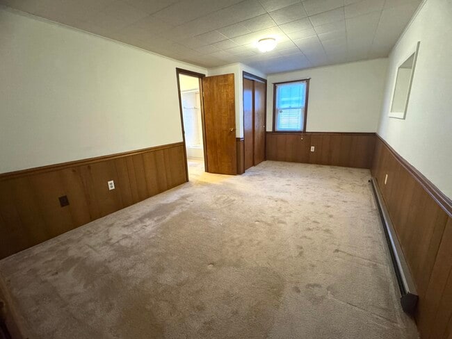 Building Photo - 15 W Worley Ave