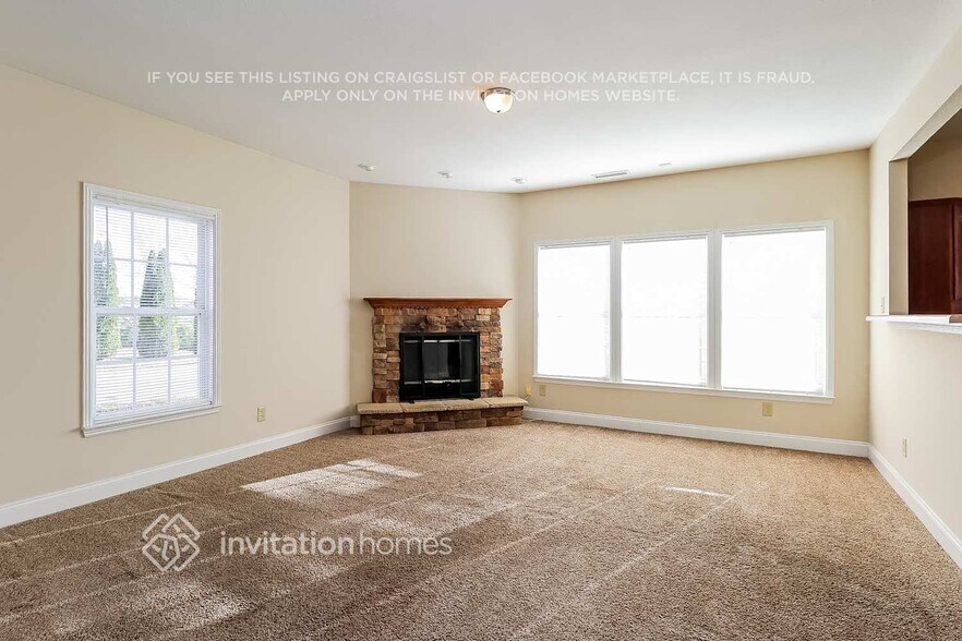 Building Photo - 3337 Table Rock Dr