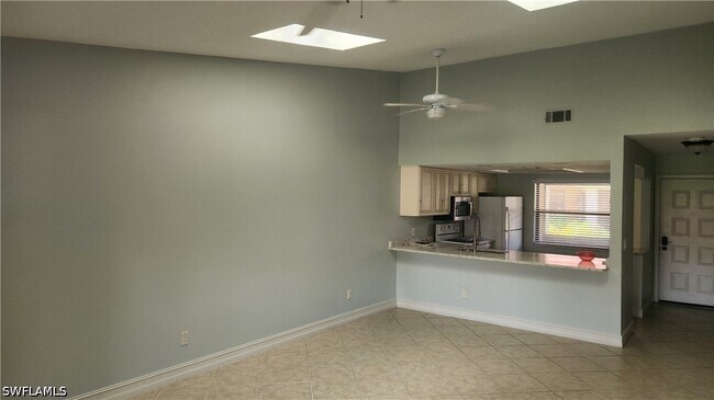 Building Photo - 2074 Pine Isle Ln