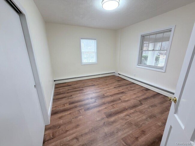 Building Photo - 1870 Baldwin Rd