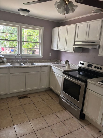 Building Photo - 605 Indian Cir