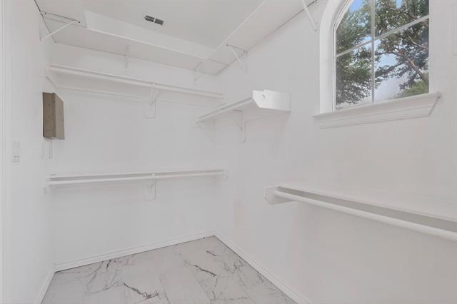Building Photo - 1713 Water Lily Dr