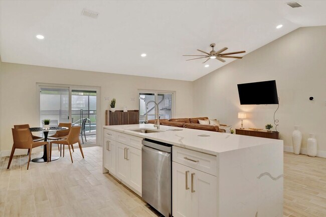 Building Photo - 7724 Simon Ridge Ct