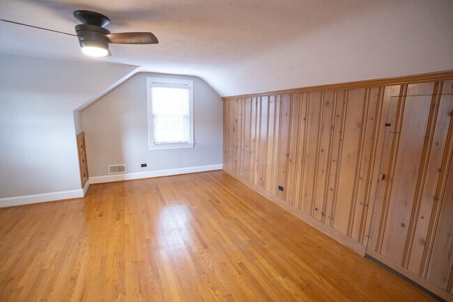 Bedroom #3 - 1210 Mowbray Pl