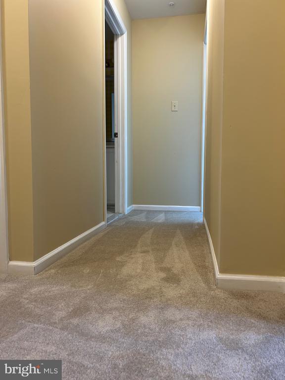 Building Photo - 309 Newport Pl