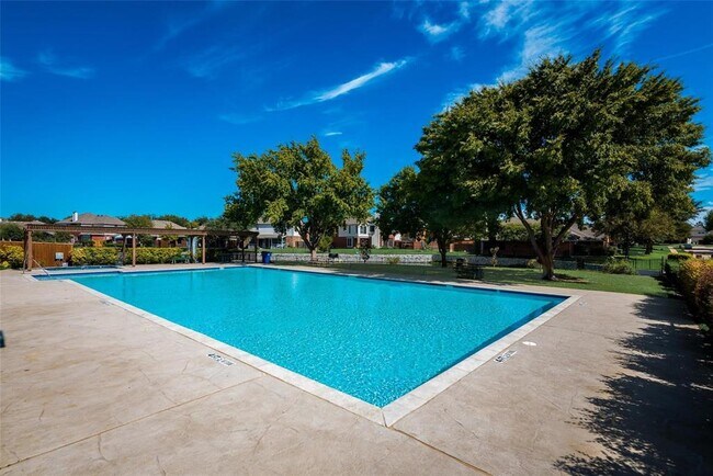 Building Photo - 11442 Blanchard Dr