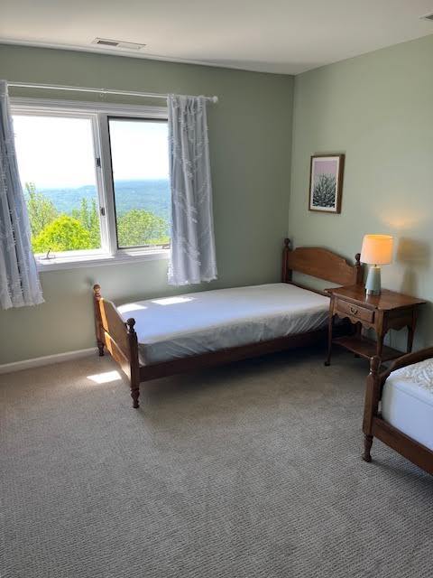 Building Photo - 50 Hemlock Ct