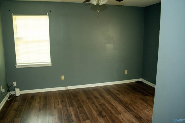 Building Photo - 3808 Timbercrest Dr NW