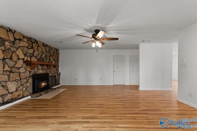 Building Photo - 8565 Curtis Rd