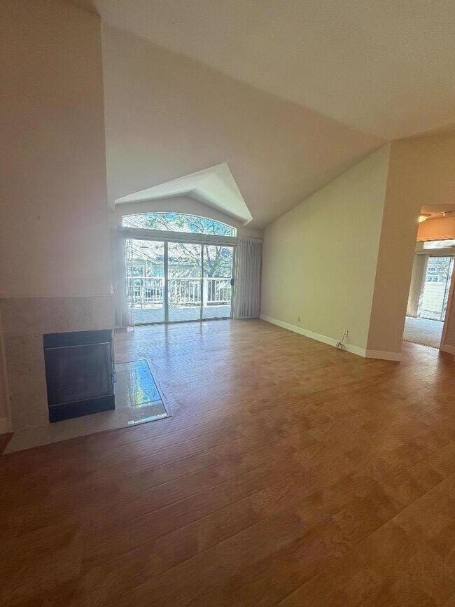 Building Photo - 7759 Beltane Dr