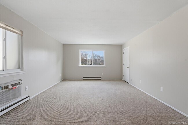 Building Photo - 614 Fox Run Ln