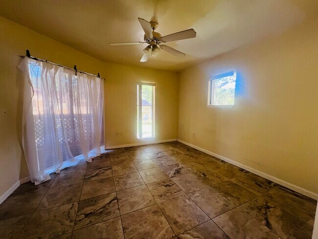 Building Photo - 4791 Via Palm Lakes Via