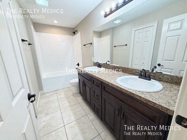 Building Photo - 334 Malauka Loop