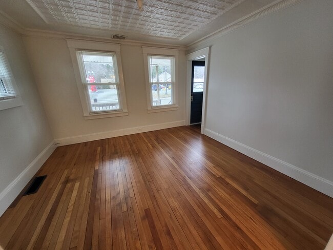 Building Photo - 3688 NY-43