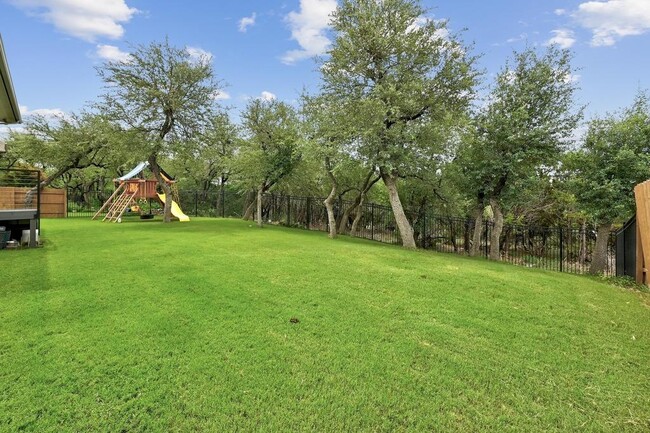 Building Photo - 249 Townes Ct