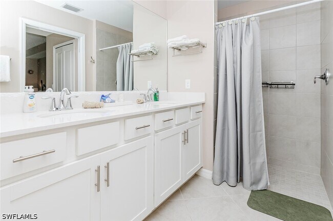 Building Photo - 6047 Ellerston Wy