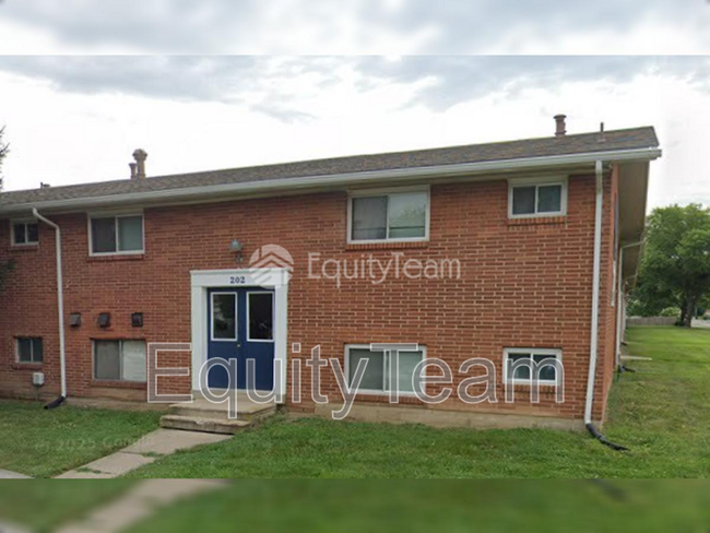 Primary Photo - 202 N 10th St