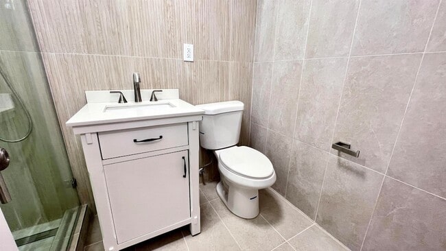 Building Photo - 3025 John F. Kennedy Blvd