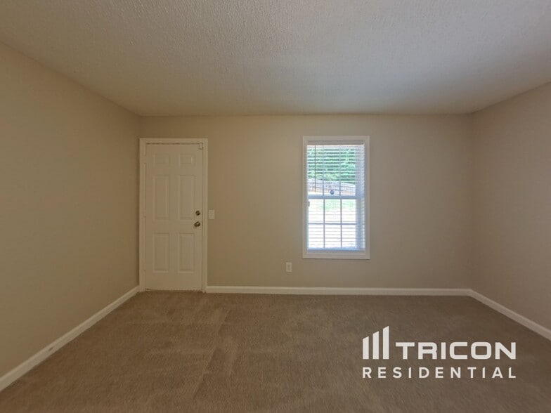 Building Photo - 1322 Manning Way