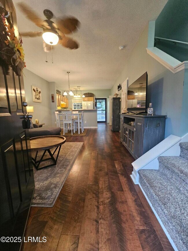 Building Photo - 1105 13th St