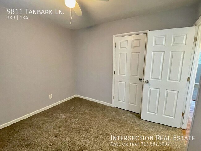 Building Photo - 9811 Tanbark Ln