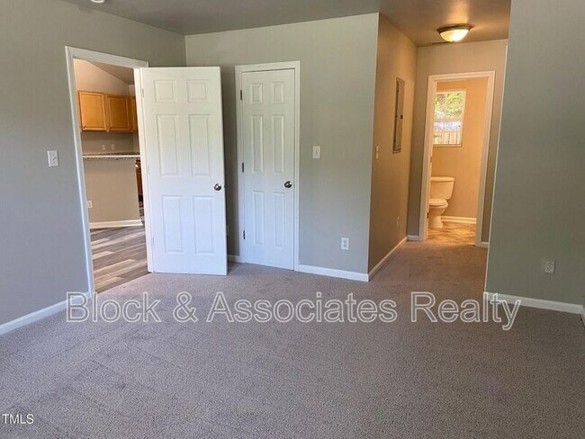 Building Photo - 116 Archdale Dr