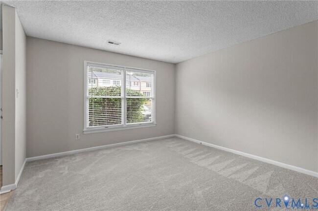 Building Photo - 2613 Chancer Dr