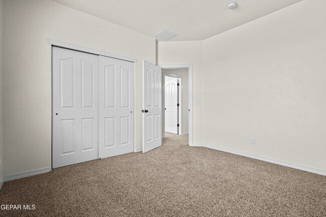 Building Photo - 369 Emerald Acres St
