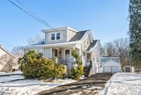 Building Photo - 69 Weaver St